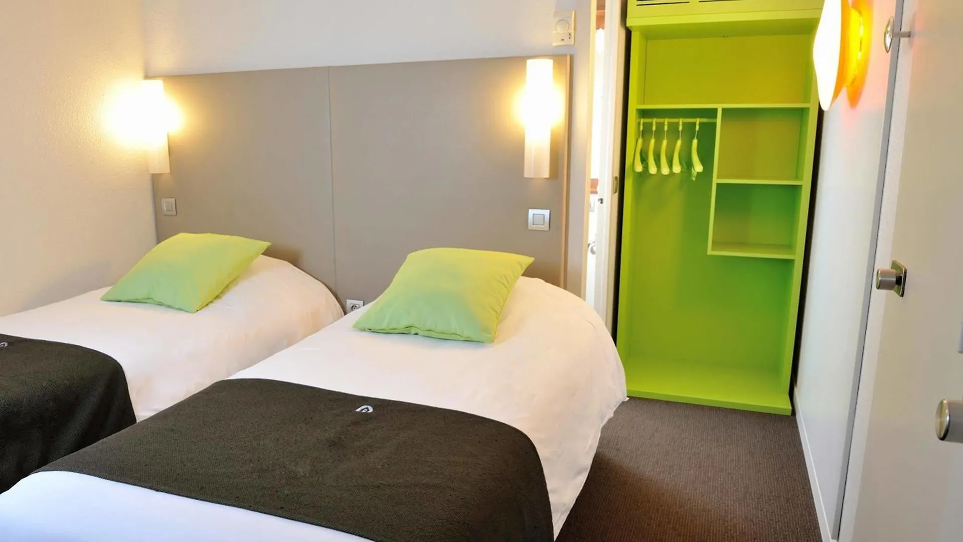 Campanile Valence Sud Otel
